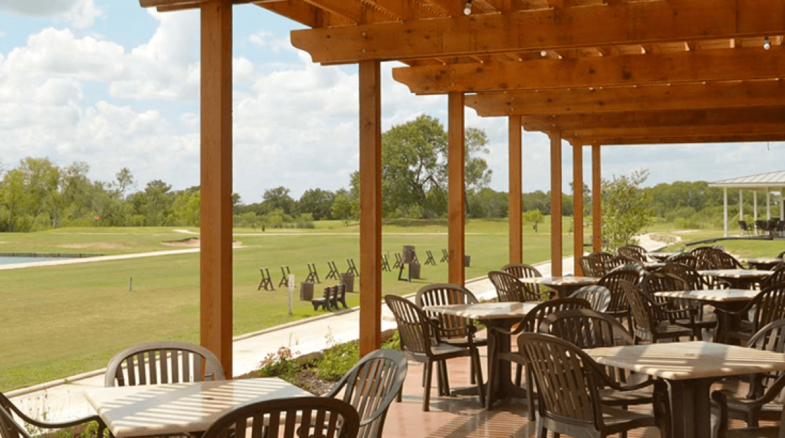 lews restaurant patio